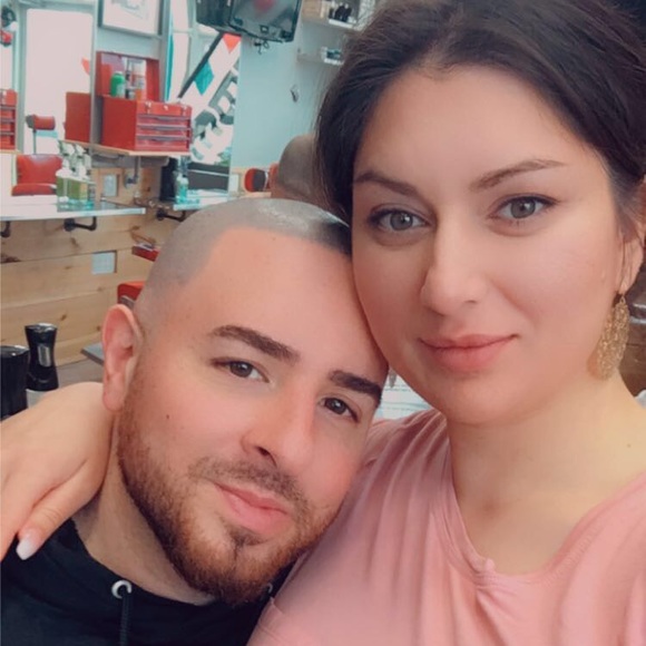 Meet your Posher, Hosanna - Picture 1 of 1